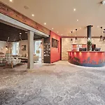 ホテル 5th Floor Basic - Shared Bathrooms 2*