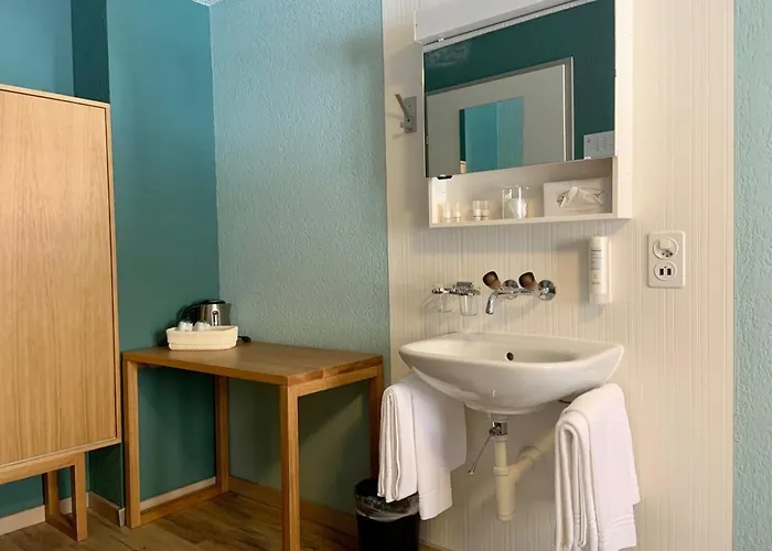 5Th Floor Basic Rooms - Shared Bathrooms